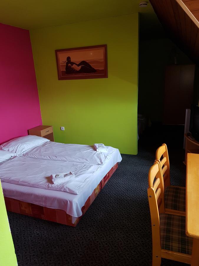Penzion Šatovské lípy Esterno foto